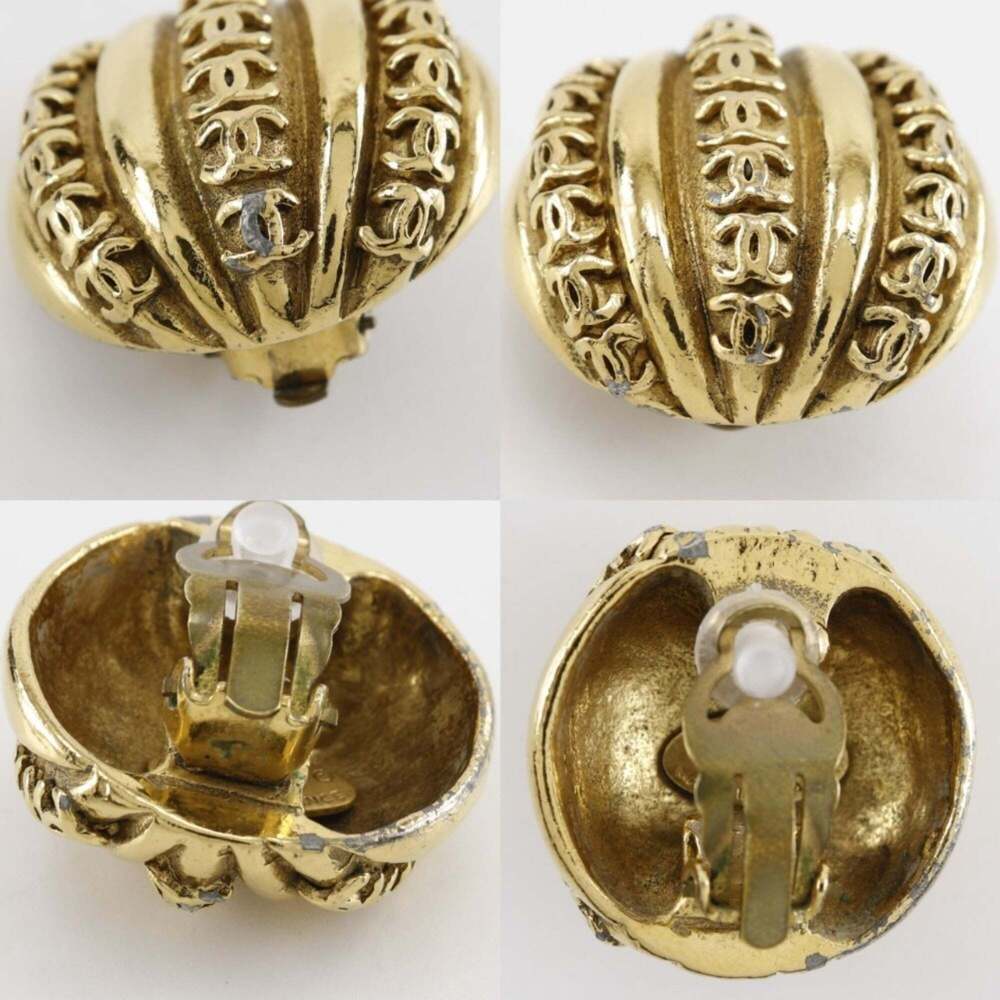CHANEL Gold Logo Earrings - Picture 5 of 7